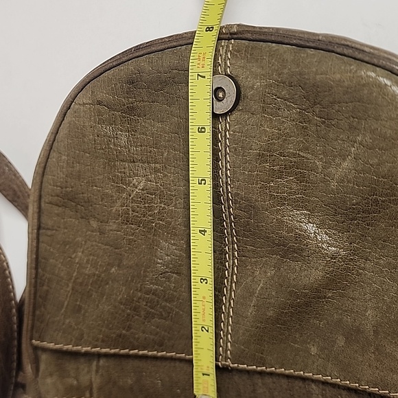 Vintage Distressed Olive Green Leather Unisex Crossbody Messenger SaddleBag - Picture 10 of 10